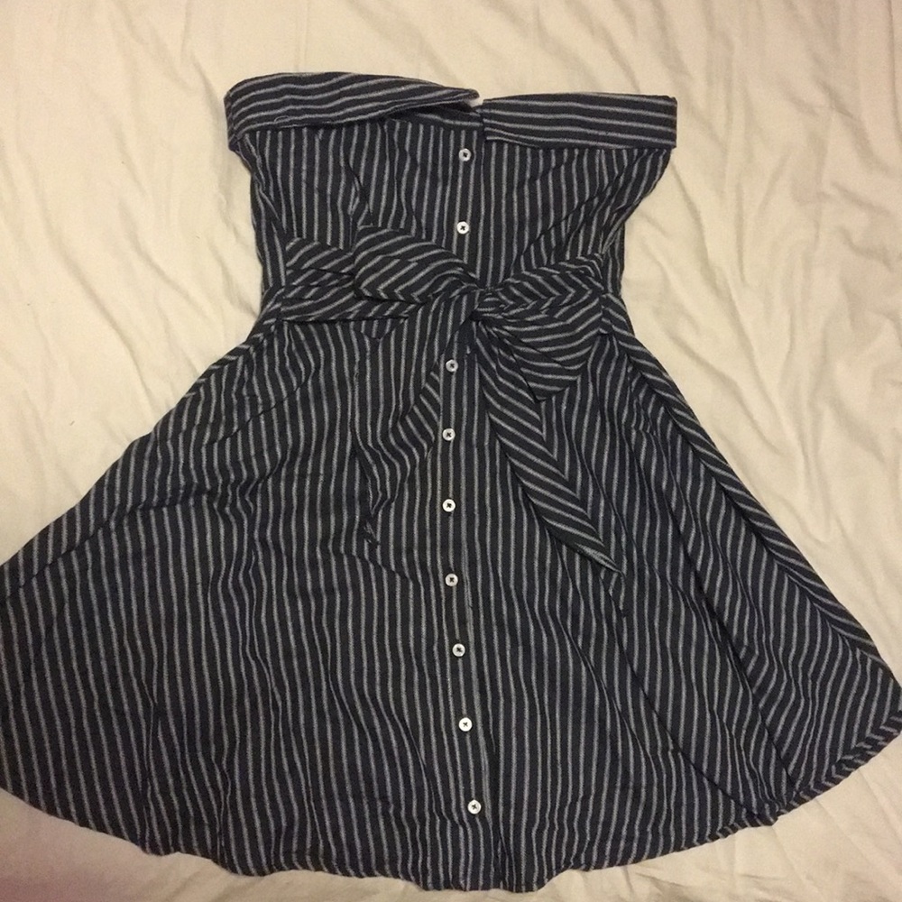 Strapless dress